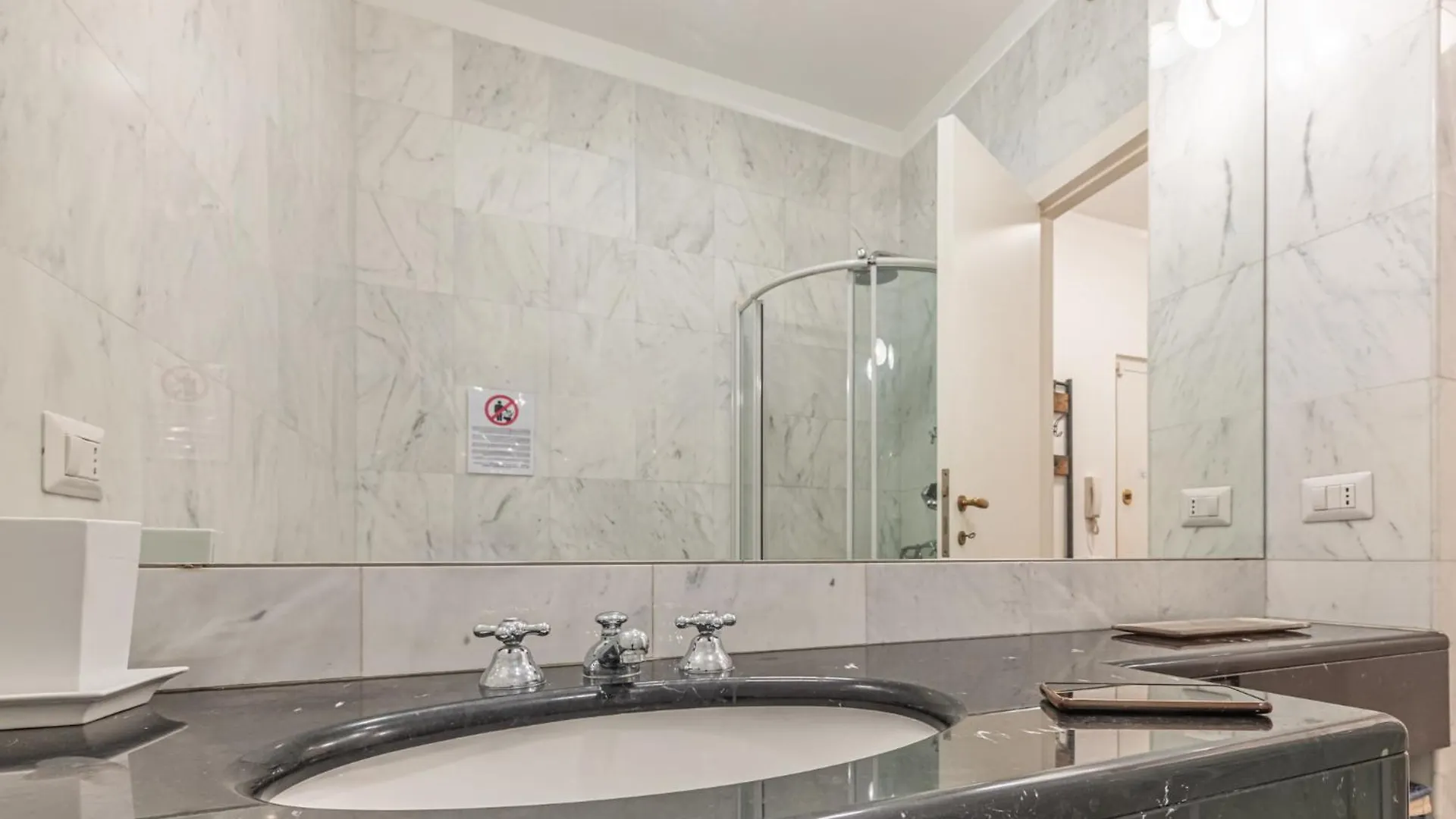 מילאנו Santa Sofia - Mercalli Cozy Apartment איטליה
